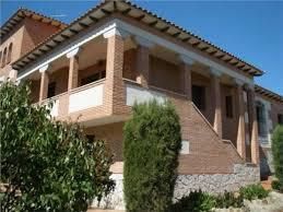 Chalet con fábrica de ladrillo