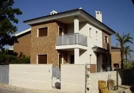 Chalet de dos plantas